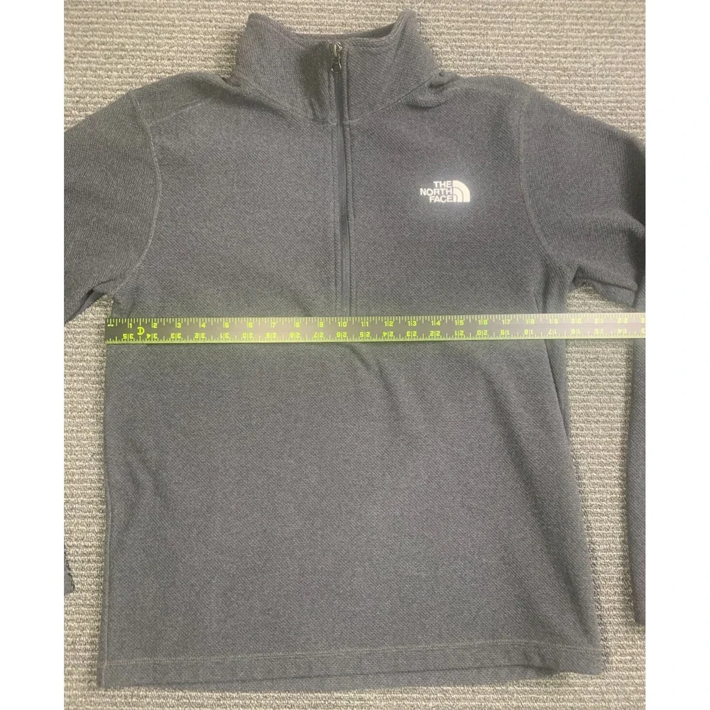 The North Face Textured 1/4 Zip Gray Pullover Men’s M Hiking Outdoor